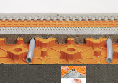 Dalle à plots autoadhésive en polyéthylène, pour tubes de 14 et 16 mm de diamètre